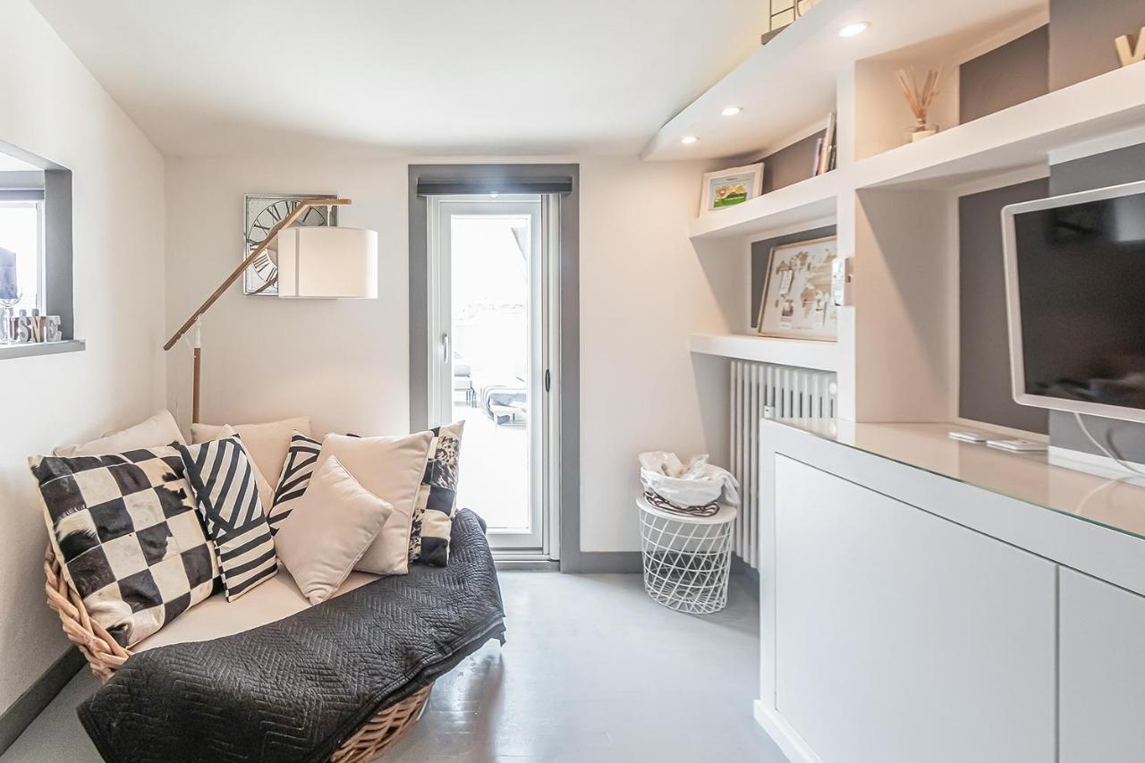 Attichino Loft In Near Station Apartment